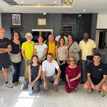 Airport Inn Hotel Λομέ Εξωτερικό φωτογραφία